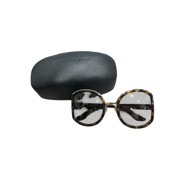 809. Salvatore Ferragamo sunglasses